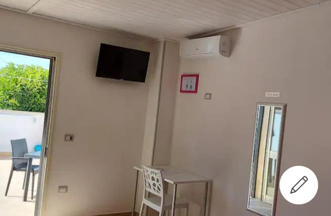 Briciola'S Rooms Porto Cesareo Exterior foto